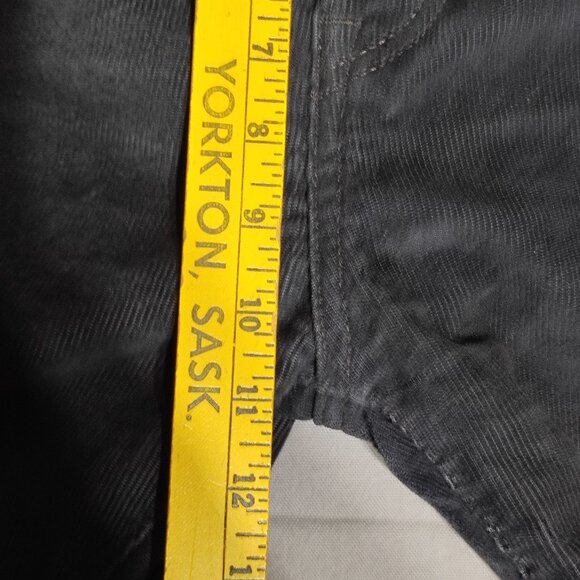 Levi's wedgie straight corduroy pants women's size W27/L26 midnighr black colour - Picture 14 of 15